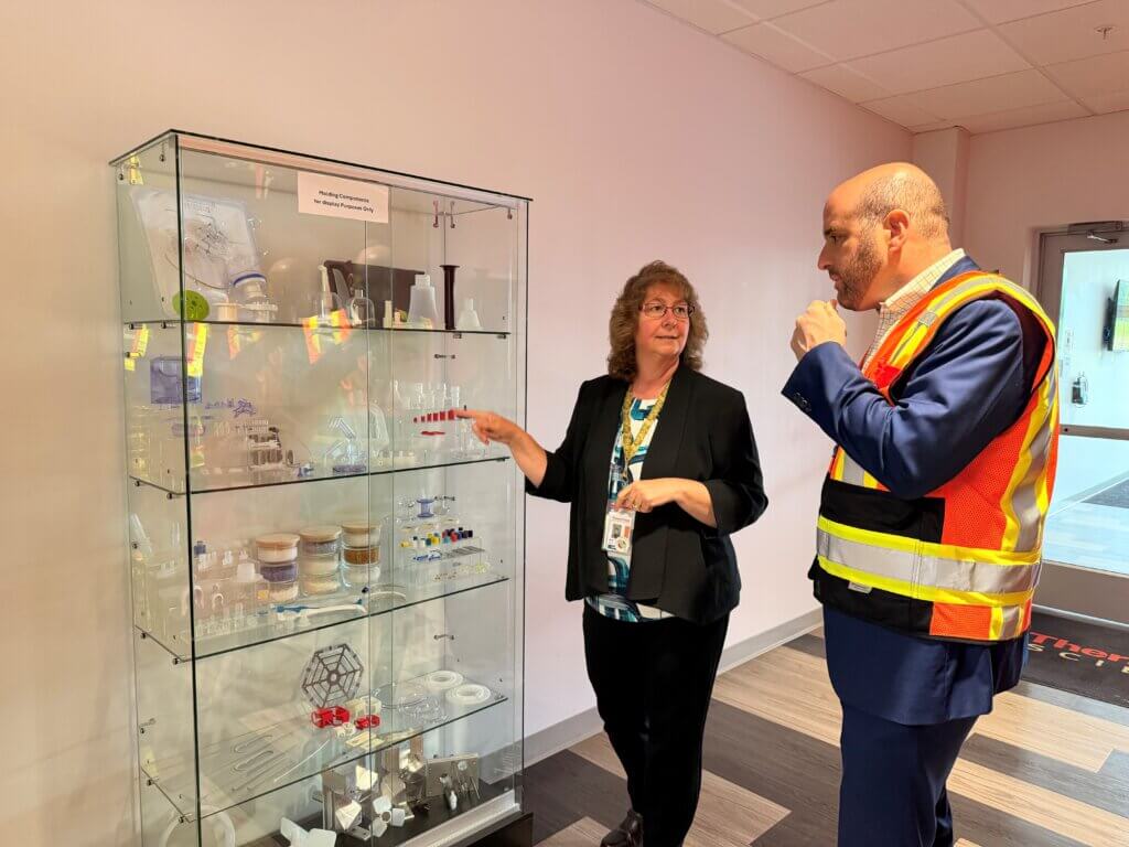Rick Siger touring life science manufacturer Thermo Fisher Scientific Inc